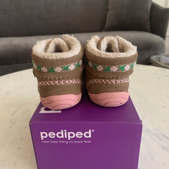 Pediped Rosa Gingersnap booties with box - Picture 3 of 5